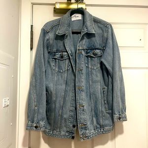 Aritzia TNA boyfriend oversize denim jacket
